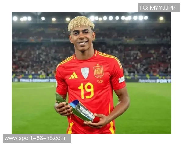 西班牙媒体揭示亚马尔成为网络仇恨攻击最多的足球运动员 西班牙媒体揭示亚马尔成为网络仇恨攻击最多的足球运动员